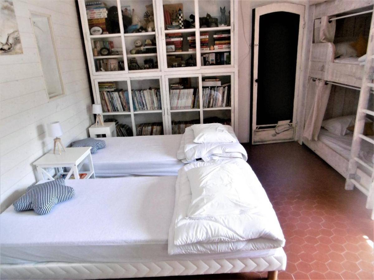 Le Chai Maison De Charme Pour Tribu Joyeuse Le Chateau-d'Oleron Exterior photo